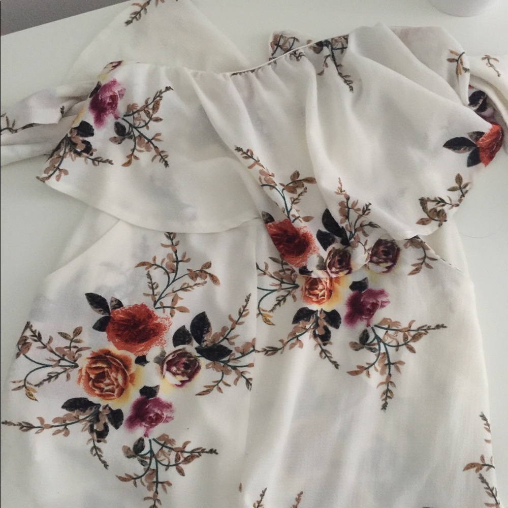 Summer Sale Bundle! 5 pieces , 1 price!